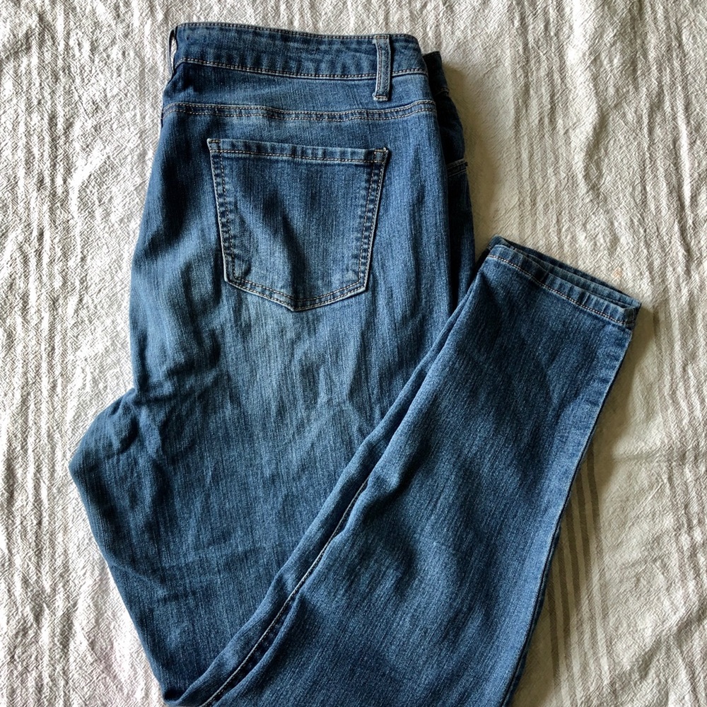 Fashion To Figure Medium Wash Skinny Jeans